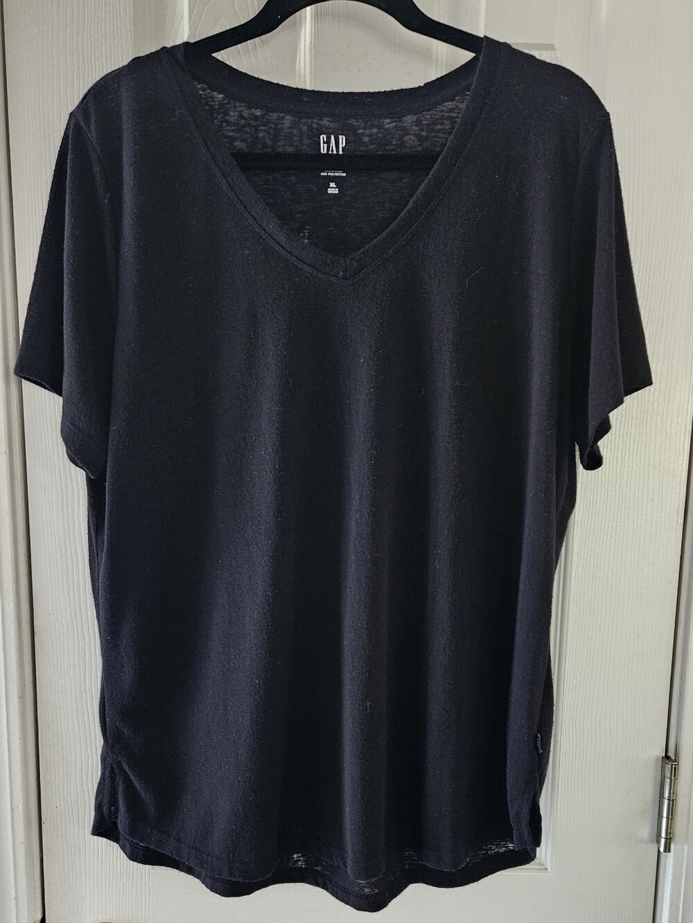 GAP XL Black V-Neck MODAL Short Sleeve Tee